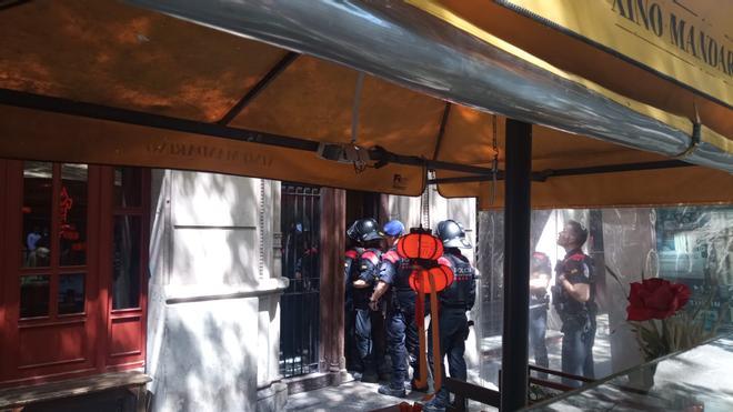 Barselona Merkezde Maçeteli Saldırı Paniği: Katalan Polisi Zanlıyı Arıyor