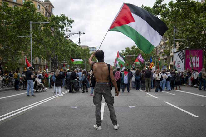 Barselona'da Gazze Filosu Protestosu: Aktivistlerin Serbest Bırakılması Çağrısı