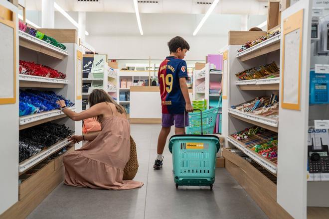 Barselona'dan Çocuklu Ailelere Büyük Destek: 1.050 Euro'ya Varan Yardım Başvuruları Açıldı