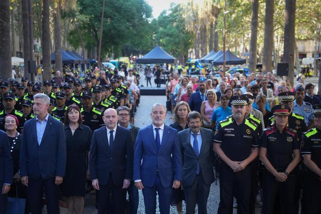 Barselona Belediye Başkanı Collboni'den Yeni Polislere Keskin Talimat: Bıçaklı Suç ve