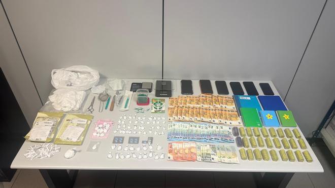 Katalonya Polisi Badalona'da Kokain Üretim Merkezi Çökertti: İki Kişi Tutuklandı