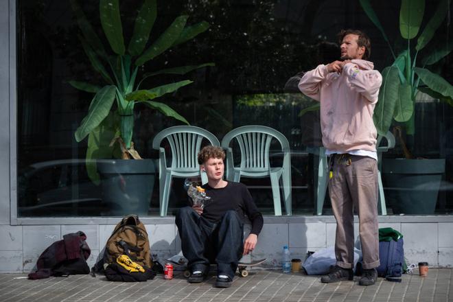 Barselona Gençleri Ruh Sağlığını İyileştiriyor Ama Konut Maliyetiyle Boğuşuyor