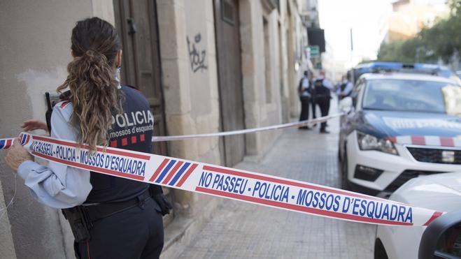 Navarcles'te Polise Saldırı: Memuru Ezmeye Çalıştı, Ölümle Tehdit Etti