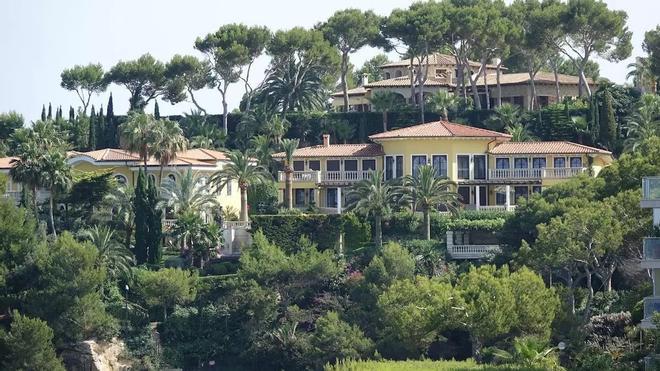 Mallorca'da Rus Oligark Kolesov ile Bağlantılı Yaptırım Kaçırma Operasyonu: İki Tutuklama
