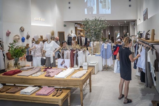 La Roca Village: Barselona Markalarına Vitrin, Lüks Devlerine Test Alanı