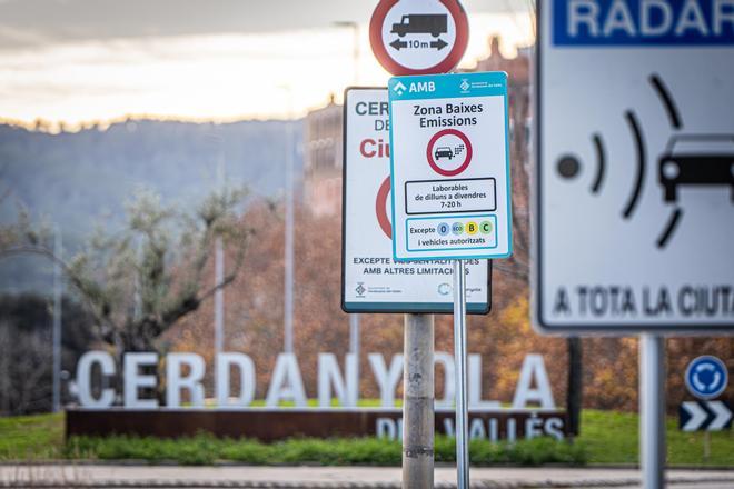 Katalonya'da Düşük Emisyon Bölgeleri İhlalleri Cezasız Kalıyor: Belediyelerin Çoğu