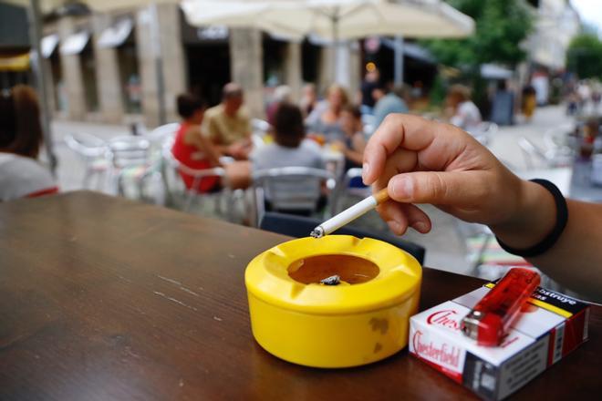 Barselona Teraslarında Şok Edici Sigara İhlali: Hava Kalitesi Alarm Veriyor