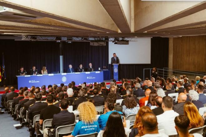 Badalona'da Suç Oranları Düşüyor: Belediye Başkanı Albiol'dan Güvenlik Güçlerine Teşekkür