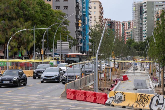 Barselona'nın Kalbinde Büyük Dönüşüm: Avenida Meridiana'da Asfaltlama ve Yeniden