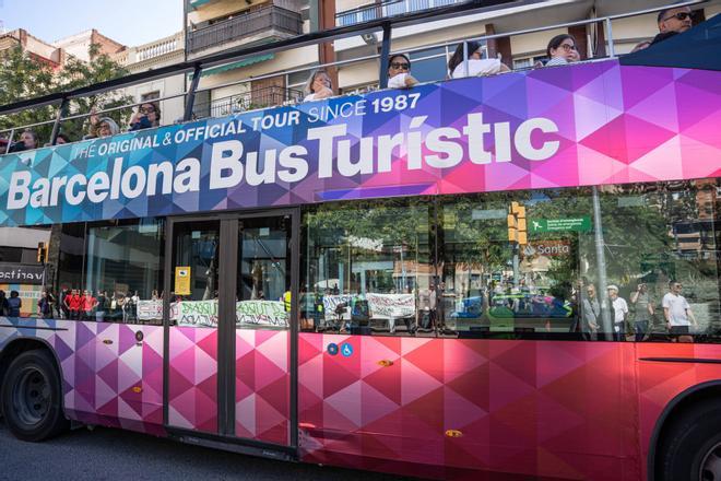 Barselona'da Çift Katlı Elektrikli Otobüs Dönemi Başlıyor: Turizmde Yeşil Devrim