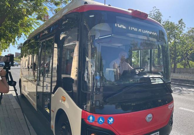 Barselona'dan Çevre Dostu Adım: İlk Tam Elektrikli Minibüs Mahalle Hatlarında Hizmete