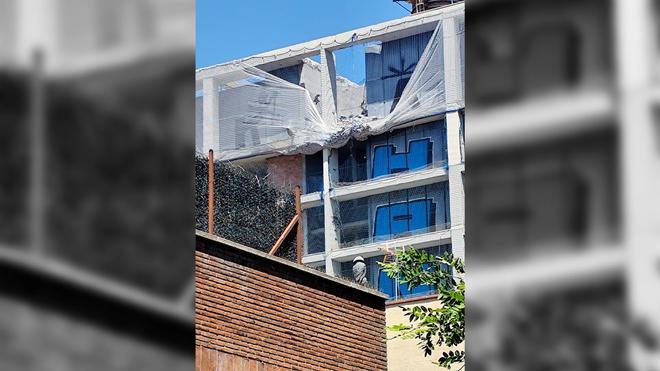 Barselona'nın Sembolü Tres Xemeneies'teki Fecsa Binasında Kısmi Çökme