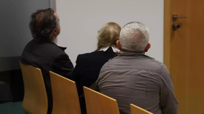 90 Yaşında Evlilik Dolandırıcılığı: 100.000 Euro'luk Şüphe Alicante'de Yargılanıyor