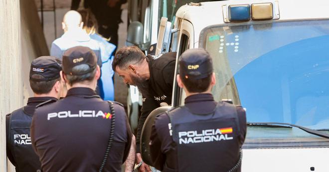 Alicante'deki İş İnsanı Cinayeti: 15 Bıçak Darbesiyle Şok Edici Detaylar