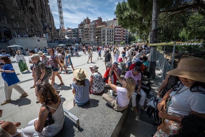 Papa Ziyareti Öncesi Barselona'dan Kapsamlı Turizm Rehberi ve Özel Programlar