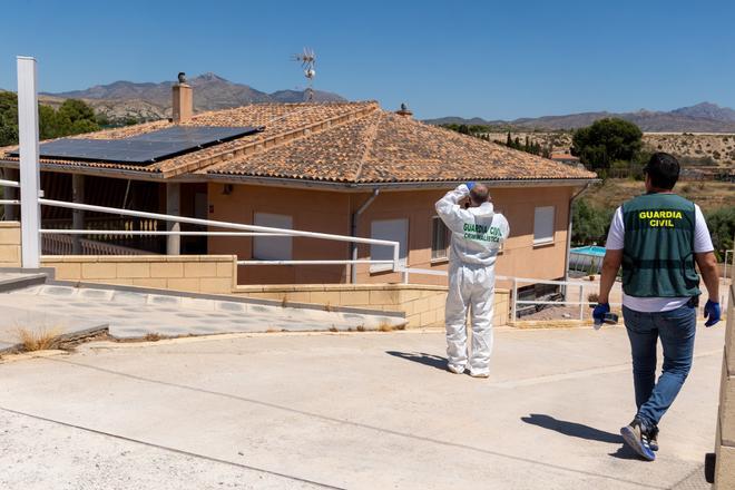 Alicante'de Dehşet Veren Kadın Cinayeti: Banyo'ya Sığınarak Kurtuldu