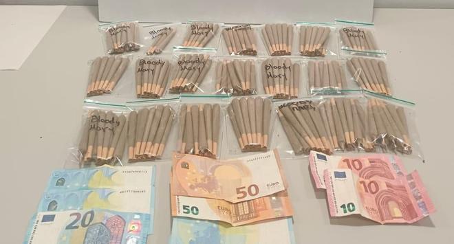 Barselona'da Trafik İhlali Yapan Motosikletli, 200 Marihuana Sigarasıyla Yakalandı