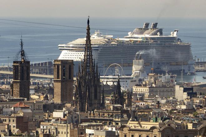 Barselona'da Kruvaziyer Turistlerinin Etkisi Tartışılıyor: Yeni Rapor Çarpıcı Veriler