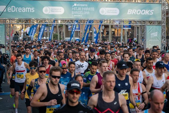 Barselona Maratonları 2027 Takvimi Belli Oldu: Rekor Katılım Sonrası Yeni Tarihler