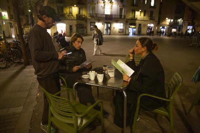 Barselona'nın Gràcia Mahallesi Festival Coşkusuyla Canlanıyor: Teraslara Özel Saat