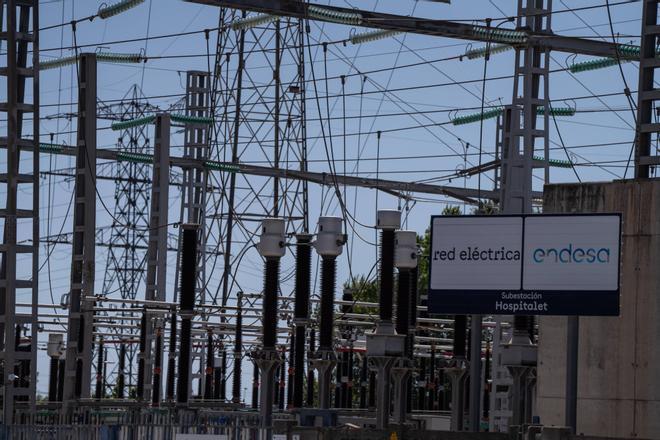 Barselona Bölgesinde Büyük Elektrik Kesintisi: 87 Bin Abone Etkilendi