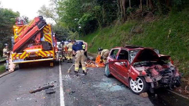 Gijón'da Korkunç Kaza: Otobüs Devrildi, 8 Yaralıdan İkisinin Durumu Ağır