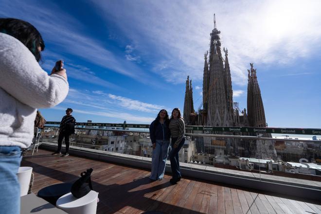 Barselona'da Papa Ziyareti, F1 ve Primavera Sound Otel Fiyatlarını Tavan Yaptırdı