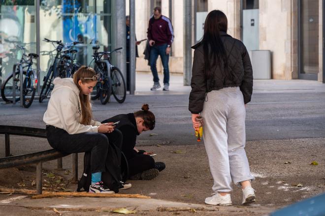 Barselona Gençleri Arasında Katalanca Tehlikede: Eğlence ve Spor Alanlarında %75