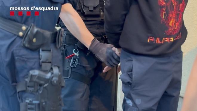 Barselona Yakınlarında Suçla Mücadele: Mossos'tan L'Hospitalet'e 'Bastió' Operasyonu