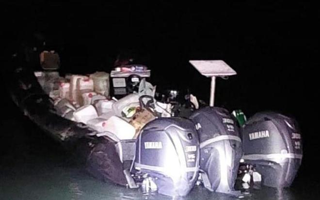 Estepona'da Narkotik Operasyonu: Uyuşturucu Botlarına Yakıt Sağlayan İki Kişi Yakalandı