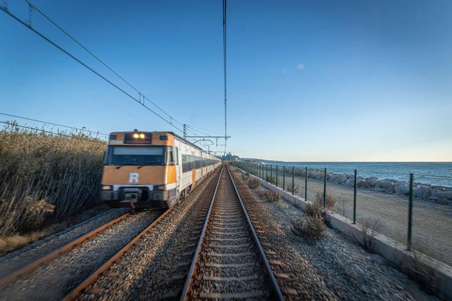 Barselona'da Bakır Hırsızlığı Tren Seferlerini Felç Etti: R1 Hattında Büyük Aksaklık