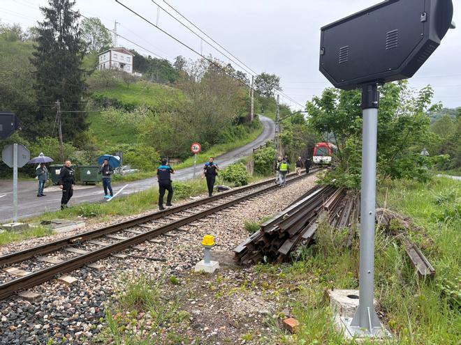 Asturias'ta Feci Tren Kazası: Bariyersiz Hemzemin Geçitte Can Alan Trajedi