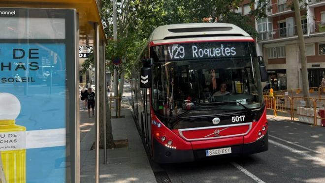 Barselona Plajlarına Ulaşım Kolaylaşıyor: V29 ve D20 Hatlarına Takviye