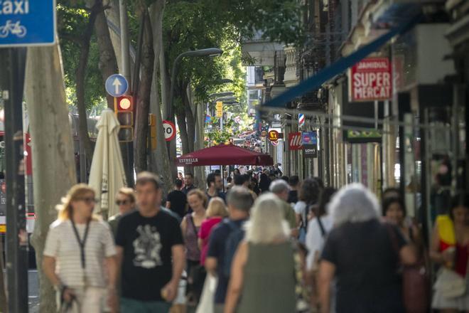 Barselona'nın Tarihi Ticaret Aksı Sants-Creu Coberta Kimlik Değişimiyle Karşı Karşıya