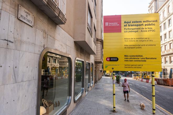 Barselona'da L8 Metro Hattı Çalışmaları: Muntaner Caddesi Kapanışı 2027'ye Uzadı
