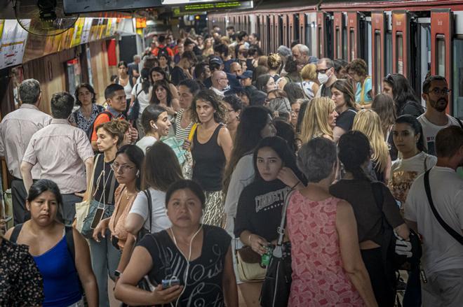 Barselona Metrosu'nda Yaz Dönemi Kesintileri: Verdaguer Kapanıyor, Catalunya'da