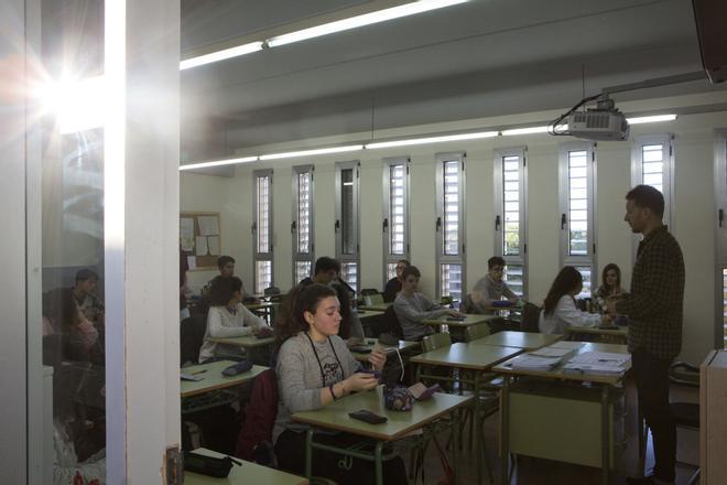 Barselona'da Fekal Su Baskını Okulu Felç Etti: 13 Gündür Susuzluk ve Tuvalet Krizi