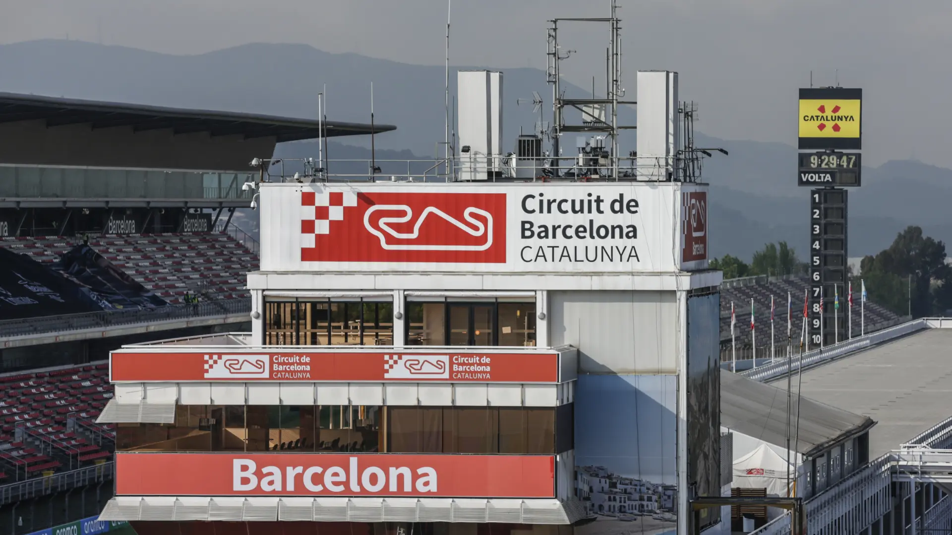 F1 İspanya Grand Prix'si Öncesi Montmeló'da Trafik ve Güvenlik Alarmı: AP-7'den Kaçının!