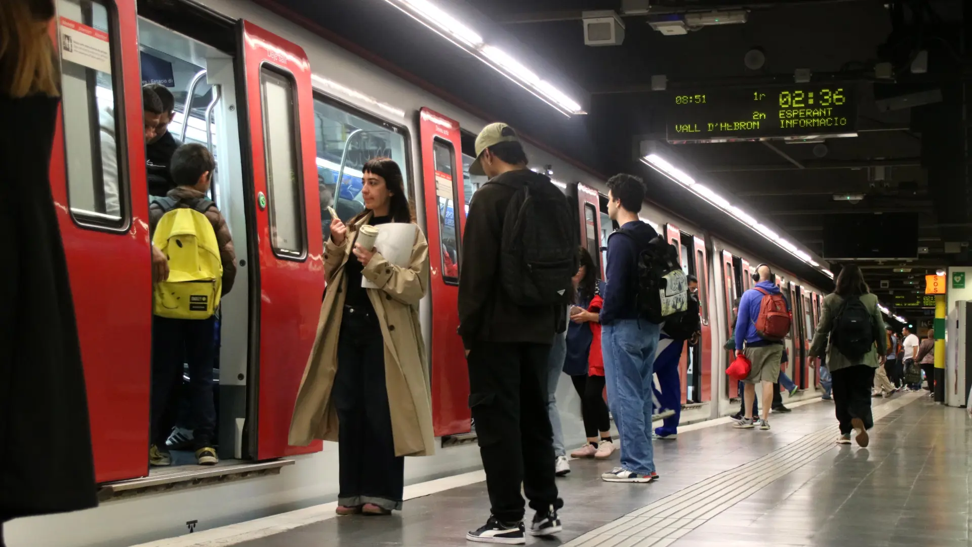 Barselona Metrosu'ndan Tarihi Rekor: Haziran Ayında Yolcu Sayısı 42 Milyonu Aştı