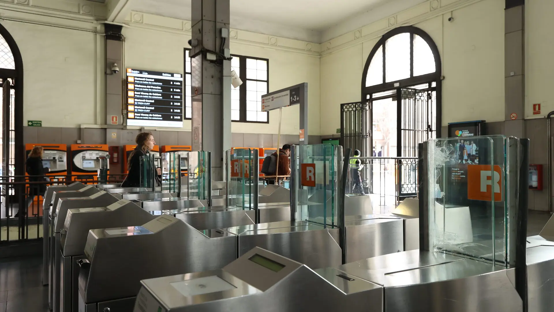 Renfe'den Katalonya'daki Rodalies İstasyonlarına Büyük Yatırım: Erişilebilirlik ve