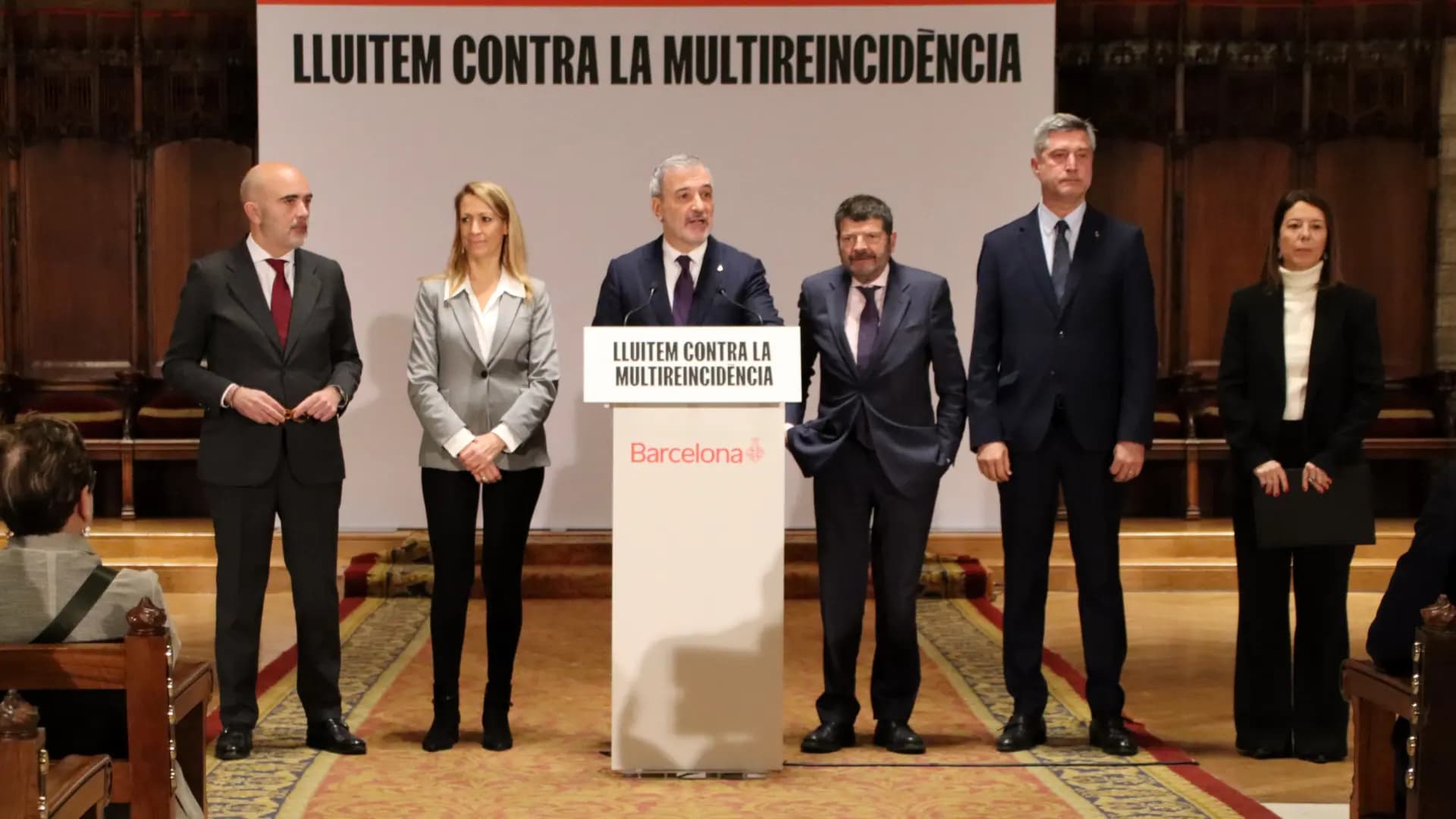 Barselona'da Collboni, Junts ve PP, Tekerrürle Mücadele İçin Ceza Refo