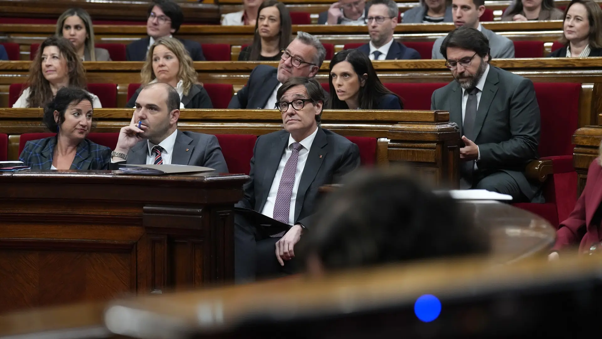 Katalan Parlamentosu'ndan 6 Milyar Euro'luk Bütçe Takviyesi: Krizin Gölgesinde