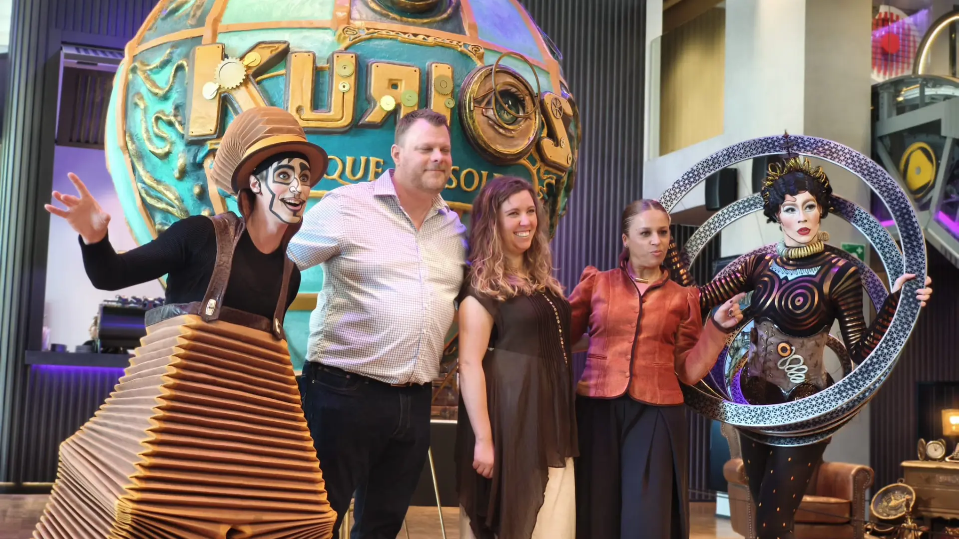 Cirque du Soleil'den Barselona'ya Özel 'Kurios' Sergisi: Sahne Arkası Sırları