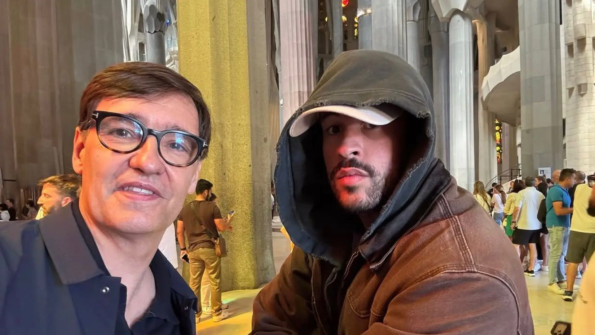 Bad Bunny Barselona'da: Sagrada Familia Ziyareti ve Avrupa Turnesi Başlangıcı