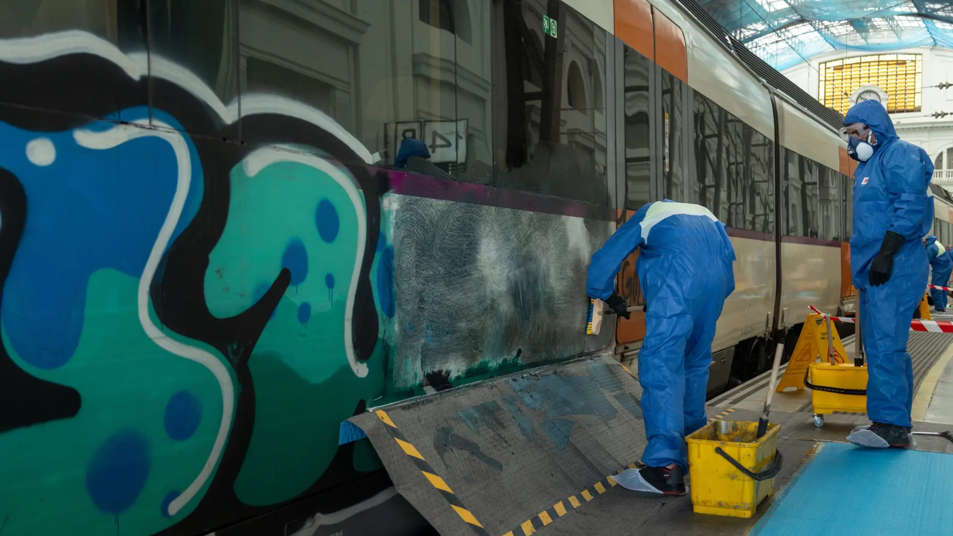 Katalonya'da Vandalizme Savaş: Rodalies Trenlerinde Grafitiye Karşı Kapsamlı Önlemler
