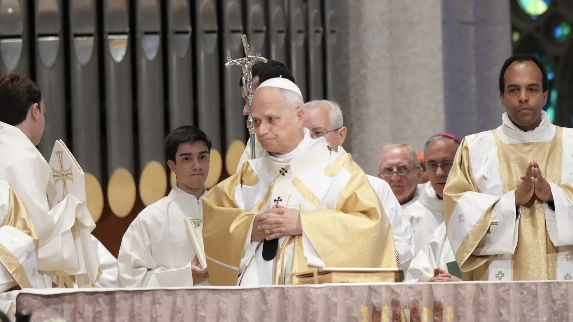 Papa León XIV'den Sagrada Familia'da Güçlü Çağrı: Savaş ve Acı İmanla Bağdaşmaz