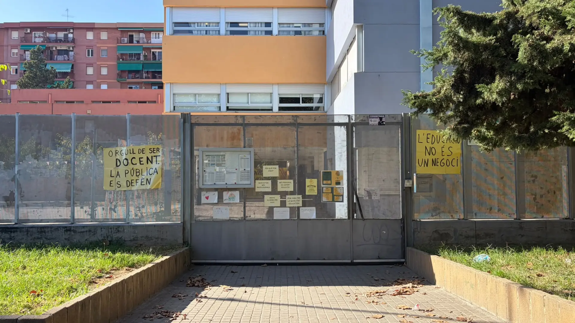 Katalonya'da Eğitimde Kriz: Yeni Okul Yılı Öğretmen Greviyle Başladı