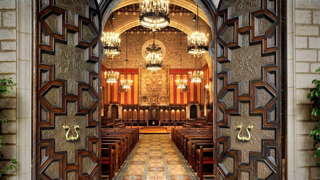 Barselona'da Sant Jordi 2026: Kitap ve Gül Bayramı'nda Ücretsiz Keşif Fırsatları