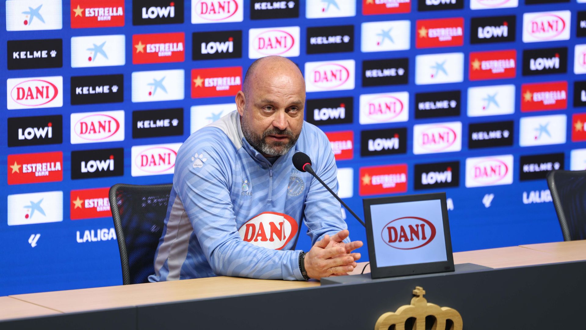 Espanyol'da Manolo González'den Sakinlik Mesajı: "İyi İlk Yarı Bizi Rahatlattı"