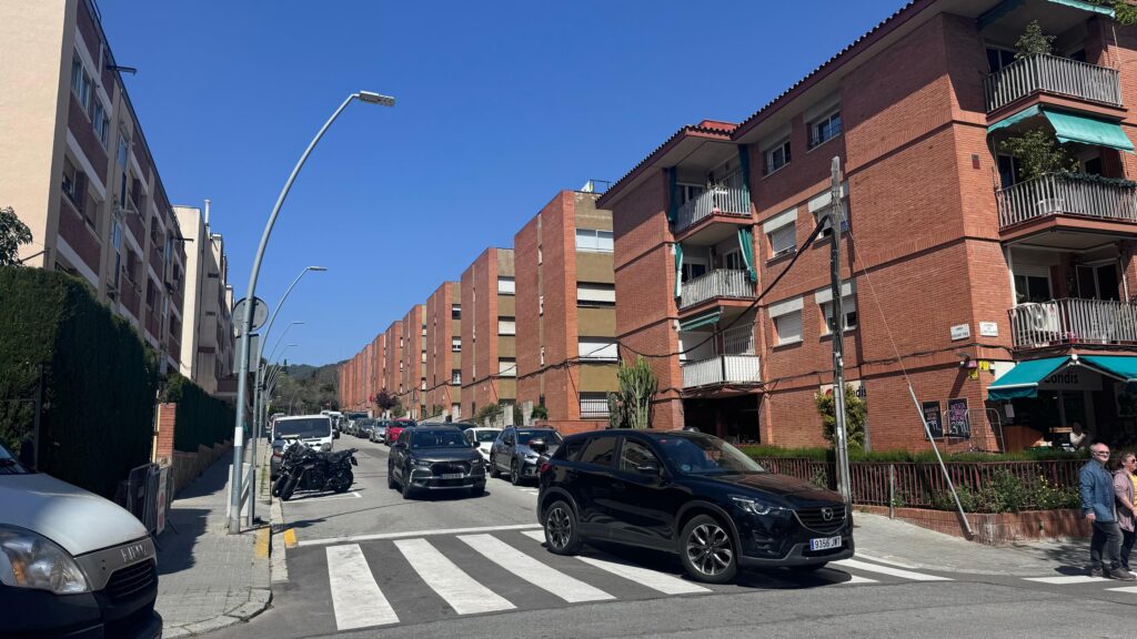 **Barselona'nın Horta Mahallesi'nde Artan Suçlara Karşı Vox'tan Acil Polis Çağrısı**